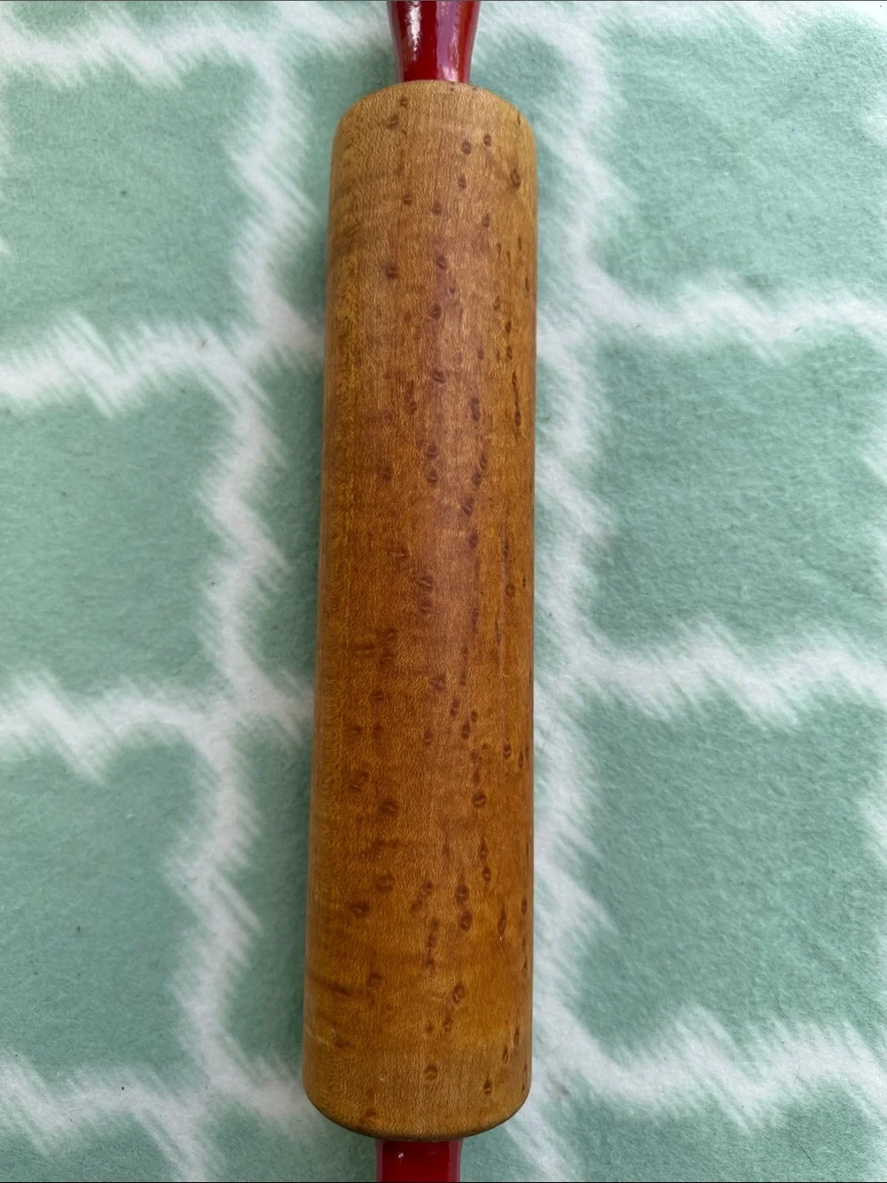 Vintage Munising Red Handle Hard Maple Wooden Rolling Pin - Excellent Condition - Picture 6 of 10